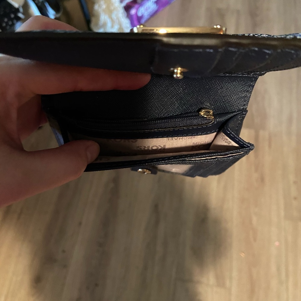 Mk wallet - Picture 2 of 4